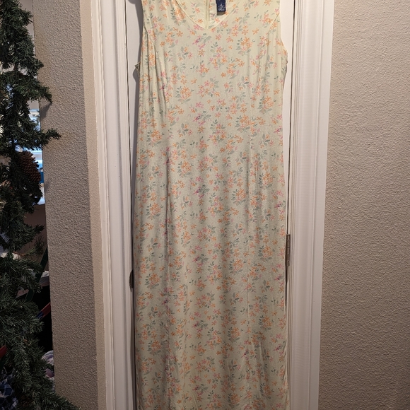 Gap spring dress - Picture 2 of 4